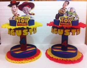 centros-de-mesa-toy-story-cars-baby-tv-princesas-D_NQ_NP_7292-MLA5192774416_102013-F